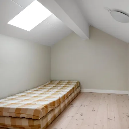 2 Bedroom Awesome In Gudhjem