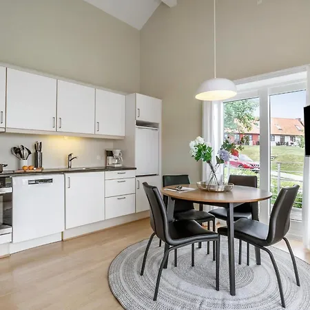 2 Bedroom Awesome In Gudhjem